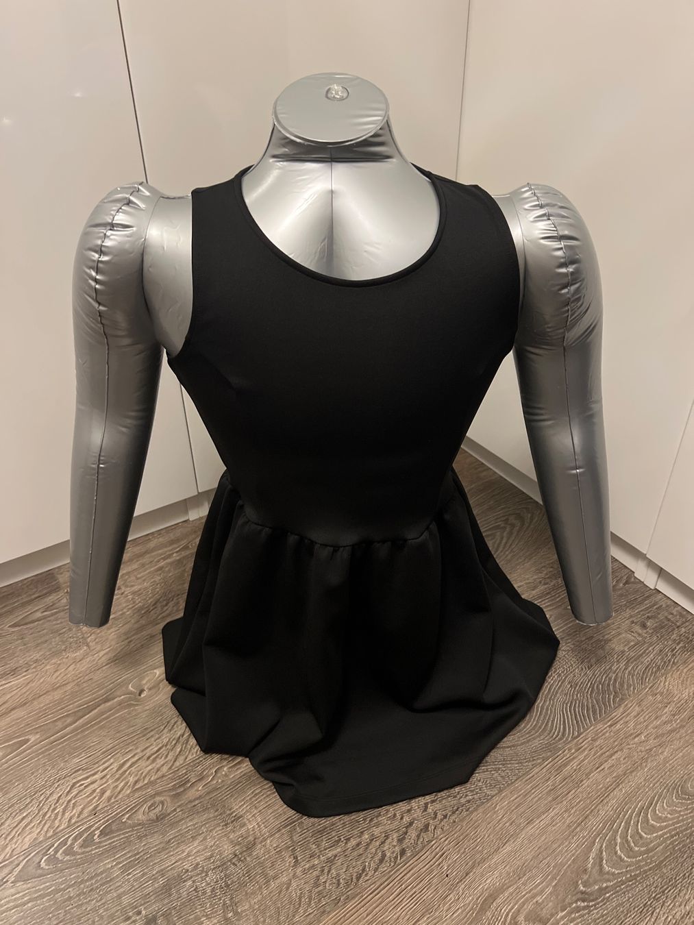 Vestiti: Damenkleid Grösse S – Usato da Weiach venduto da LemonJuice1995 1