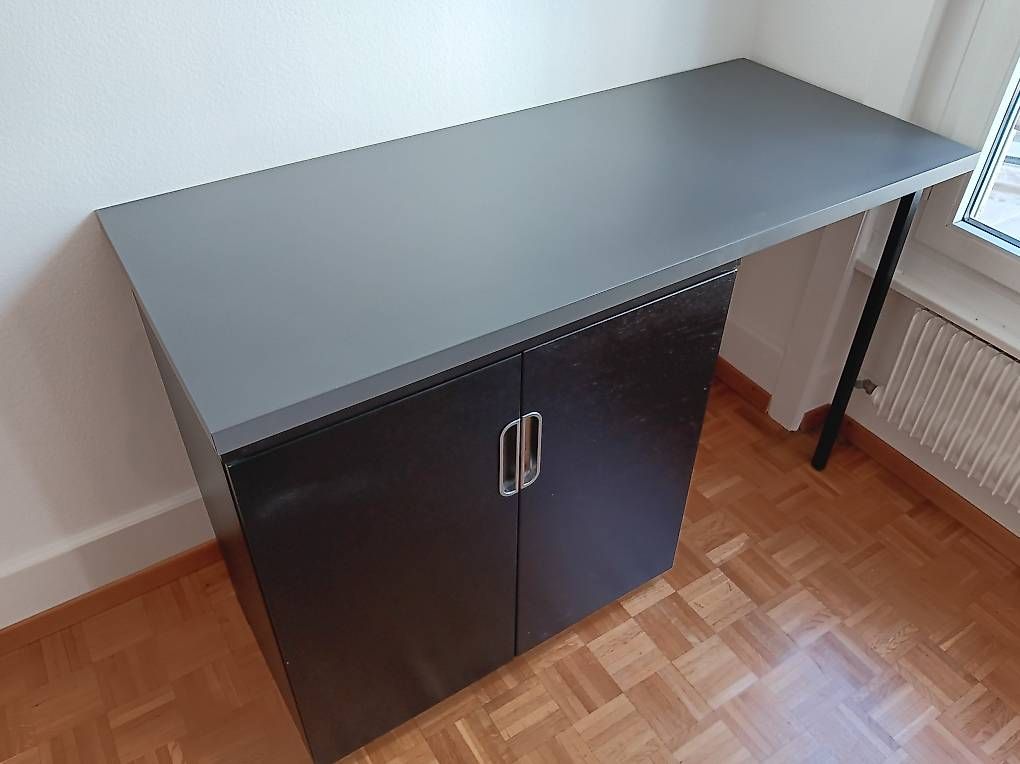 Büffets: Meuble bas/buffet – Gebraucht aus Lausanne von and_7j9p