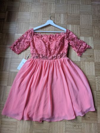 JJ s House Cocktailkleid mit Spitze Gr. 40 - neu mit Etikett