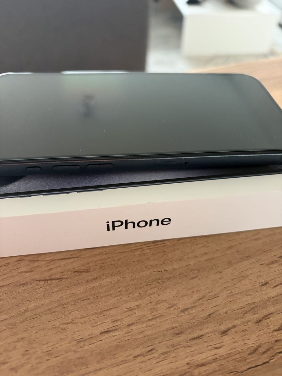 Apple Handys / Smartphones: Iphone 15 Pro Max – Gebraucht aus Schaffhausen von BorisMell33 7