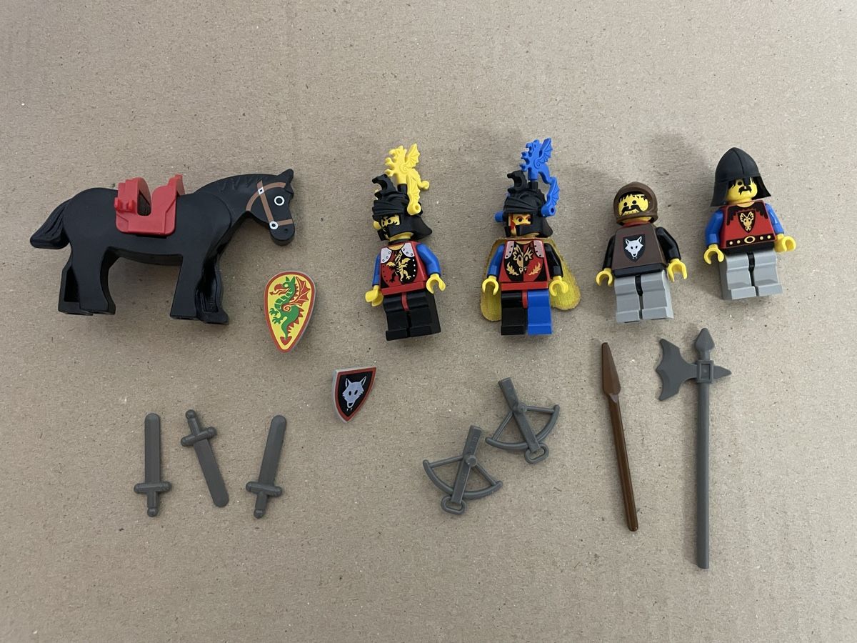 Lego Baukästen: Lego Ritter Burg Schloss 6105 – Gebraucht aus Möriken AG von Peka01