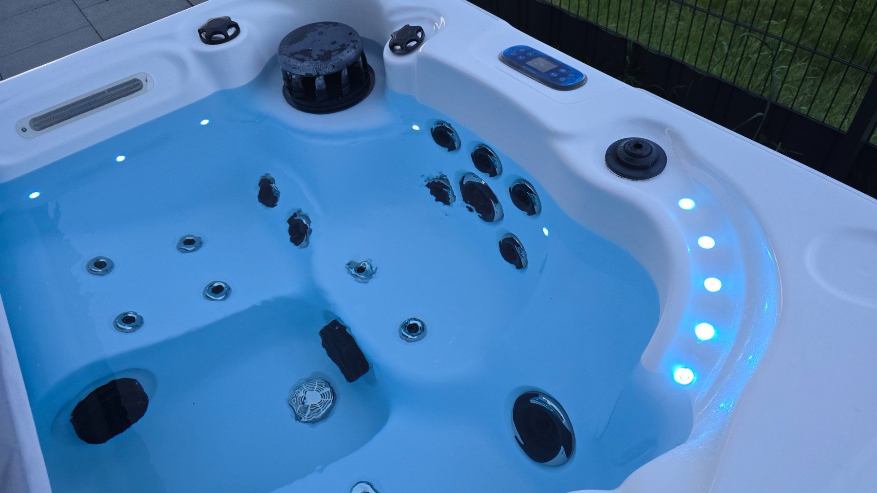 Whirlpool: Whirlpool Beach – Usato da Beinwil am See venduto da Togru 1