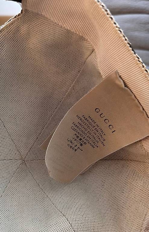 Chapeaux, bonnets & casquettes: Casquette Gucci authentique  – D'occasion à Carouge GE par MarlyCriNi 2