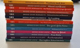 Lot 14 Grimm Märchen Bücher Holle Aschenputtel Hans im Glück