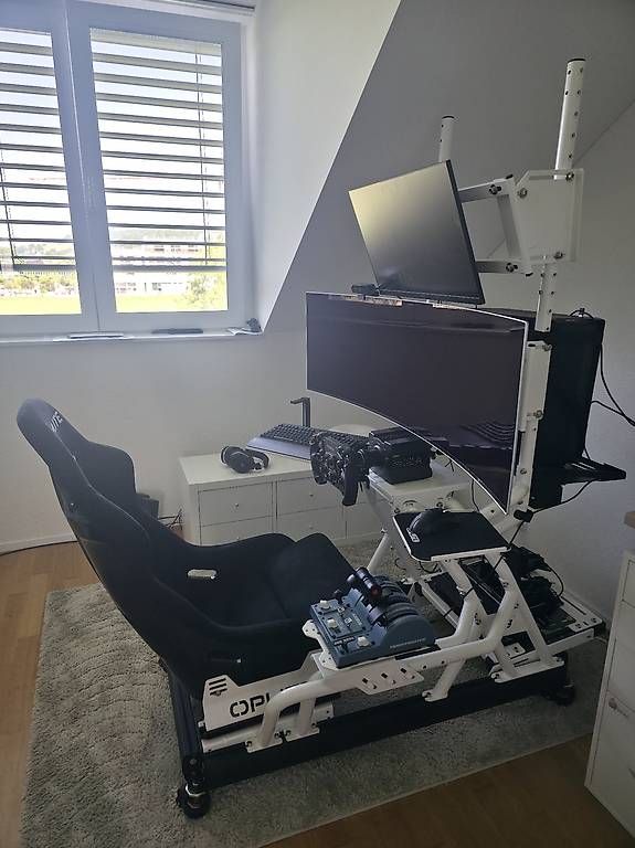 Sedie: Sim Racing Cockpit – Usato da Lengnau AG venduto da serc95