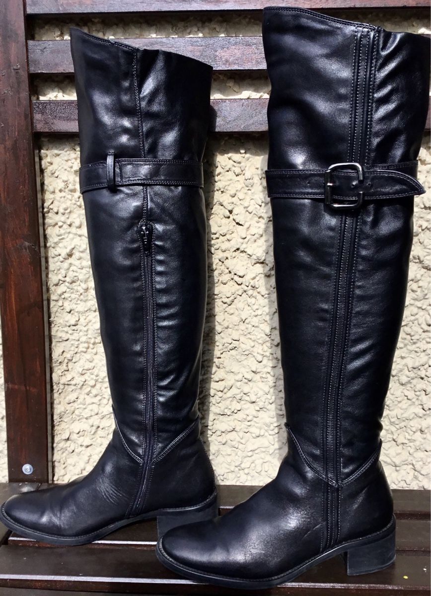 Scarpe da donna: Schlichte Overknee Stiefel aus Lederimitat, Gr. 37 – Usato da Regensdorf venduto da lotti8105 2