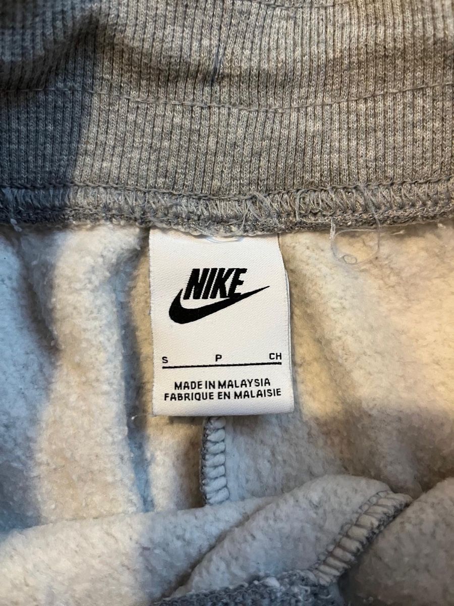 Nike Pantaloni: Shorts Nike, S – Nuovo (secondo la descrizione) da Thônex venduto da ann_vb9b 1