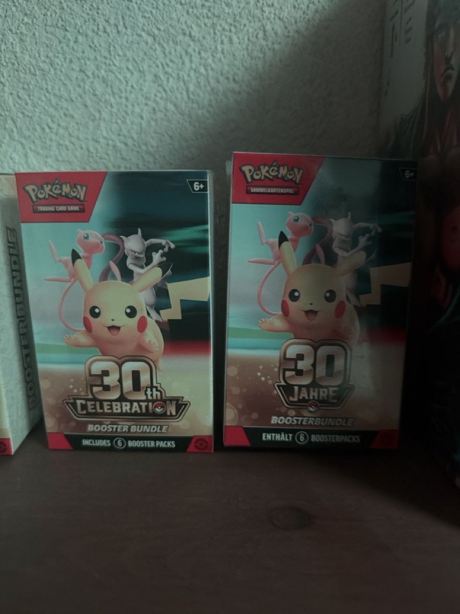 Pokémon Carte collezionabili: 30th celebration Deutsch Booster Bundle 2x – Nuovo (secondo la descrizione) da Neuhausen am Rheinfall venduto da Dario0982