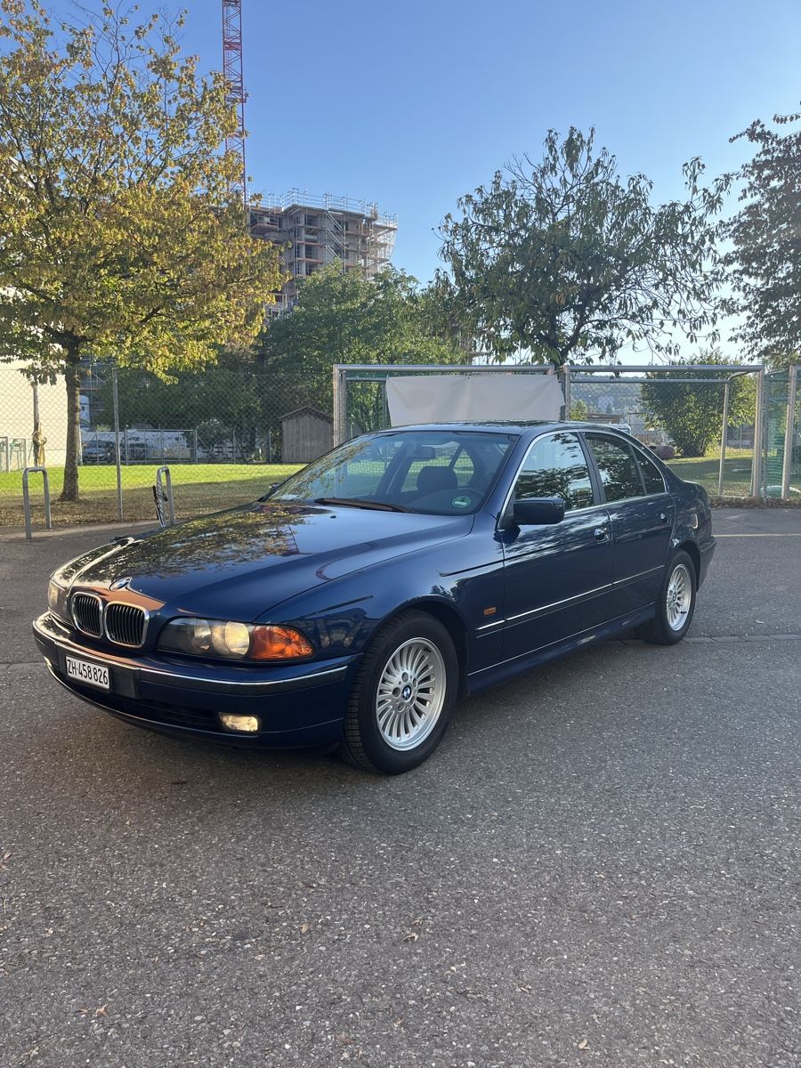 BMW Autos: BMW 523i  – Gebraucht aus Zürich von rxb_cdf5