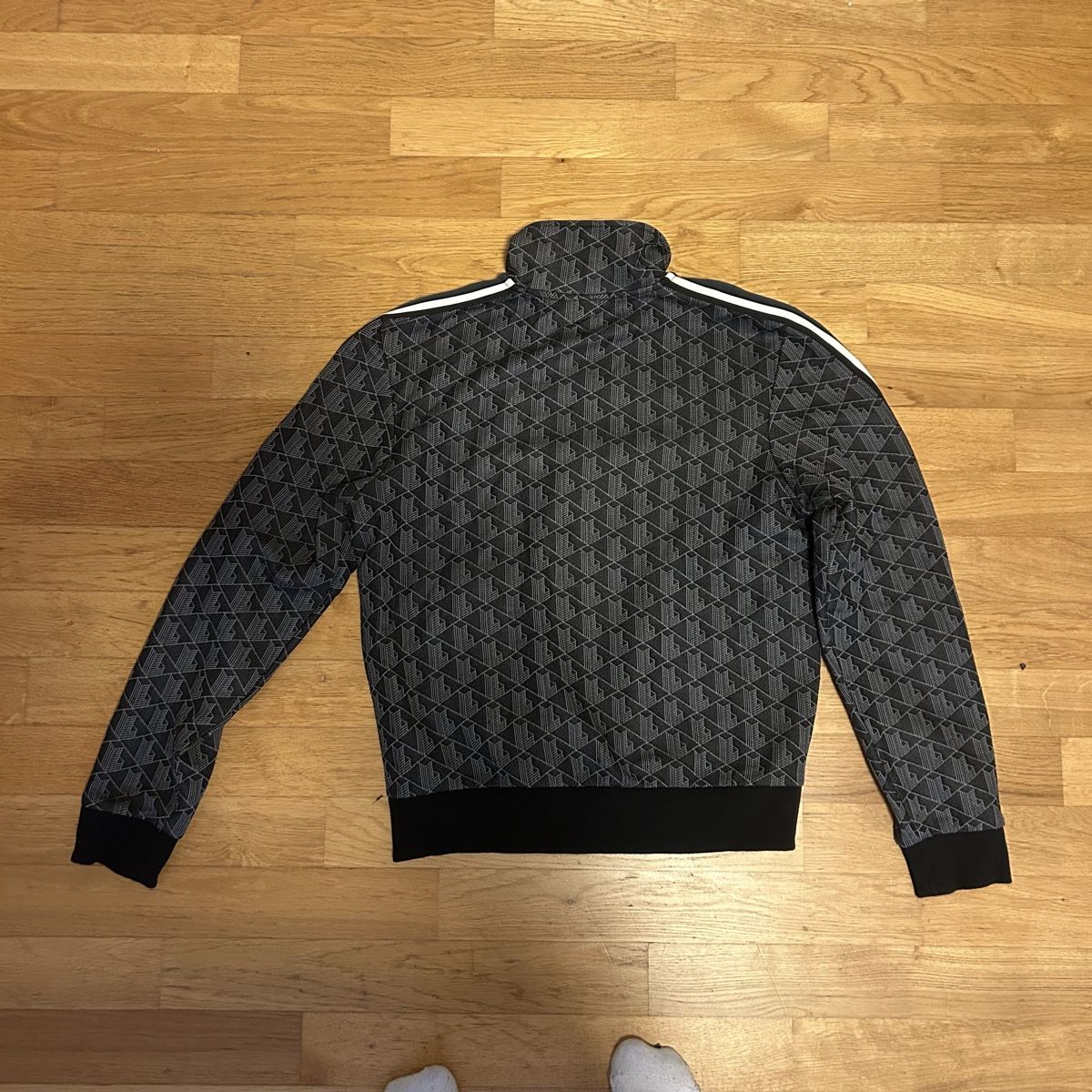 Lacoste Pullover & Sweatshirts: Lacoste Trainingsjacke gemustert schwarz – Gebraucht aus Bremgarten b. Bern von jan_mb6v 1