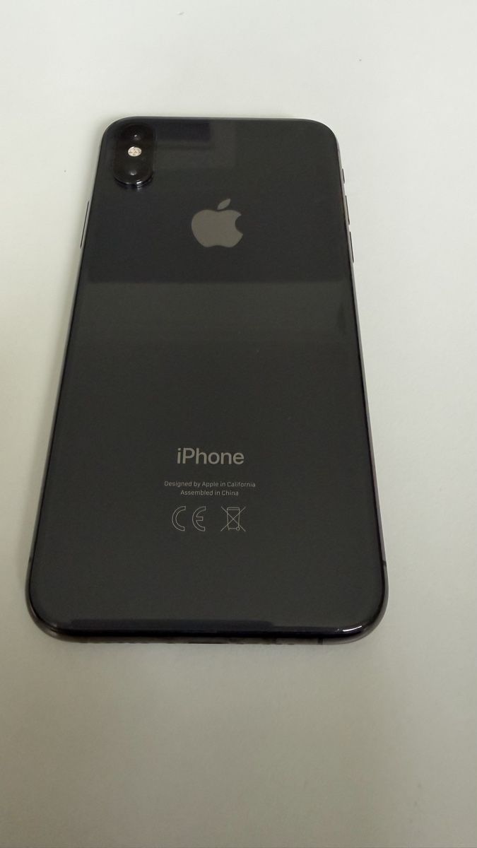 Apple Portables: iPhone XS 256GB Space Grey - Display gesprungen  – D'occasion à Lausanne par phi_7pnb 6