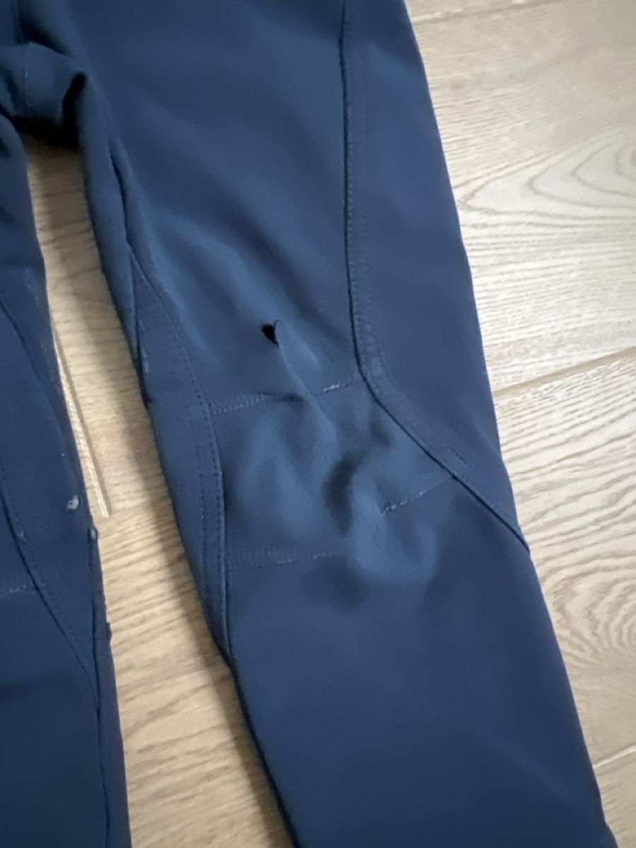Jako-O Pantaloni: Jakoo Softshell Hose Gr. 98 mit Loch – Usato da Oensingen venduto da katepe 1