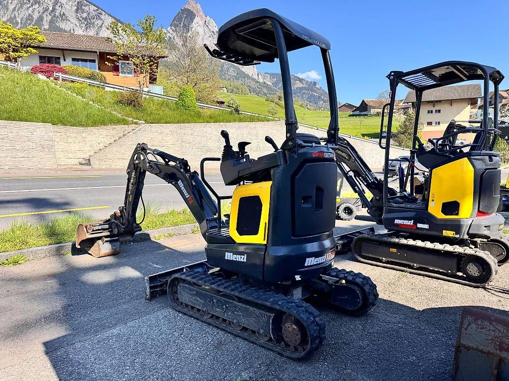 Menzi Muck Escavatori: Menzi 12sa – Usato da Steinen venduto da FIN 2