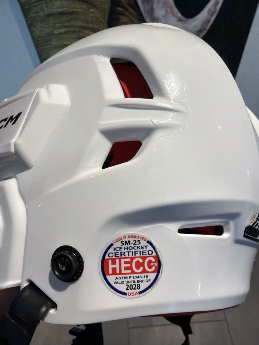Ccm Helme: CCM Eishockey Helm Junior  – Gebraucht aus Sirnach von toschka-74 2