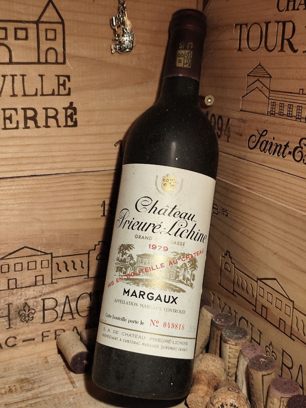 Château Margaux Vino: 1979 Margaux Chateau Prieure-Lichine  – Nuovo e nell'imballaggio originale da Büsserach venduto da Vintage-vins