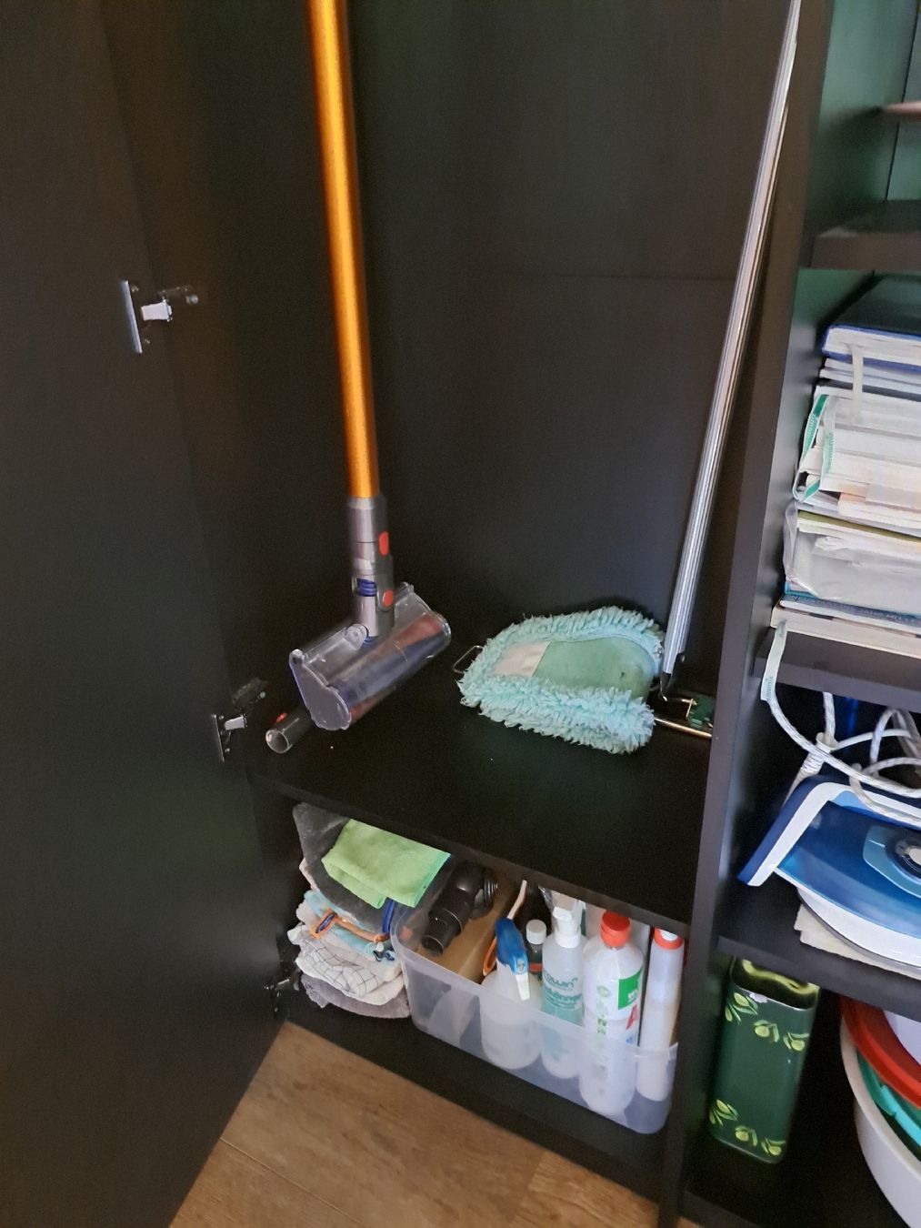 Armoires: neuwertiger Tylko Schrank schwarz – D'occasion à Berneck par Chicandmore 5