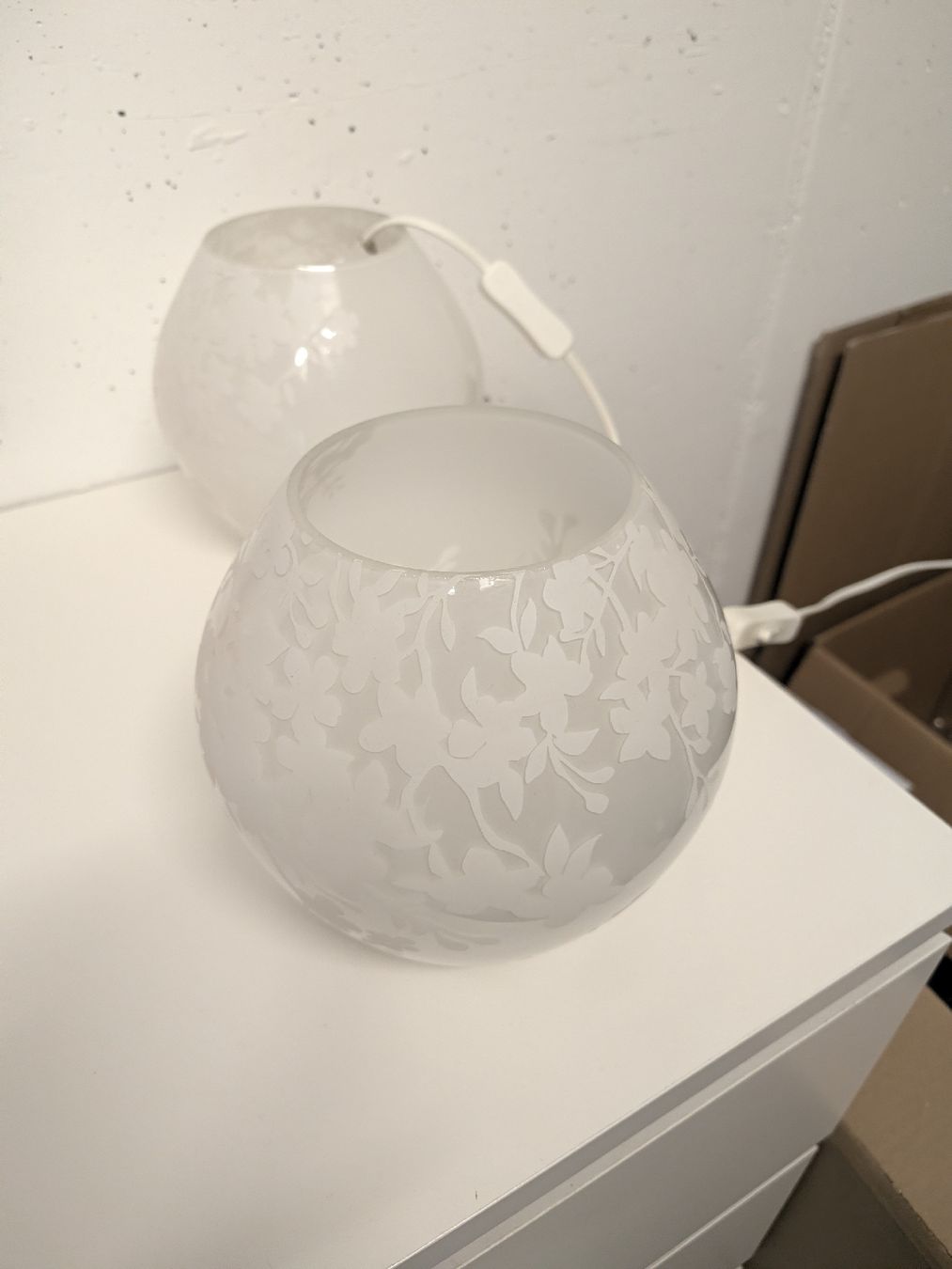 Ikea Lampade: Cuboard Light - Floral Design  – Usato da Zug venduto da skl_mpp8 1