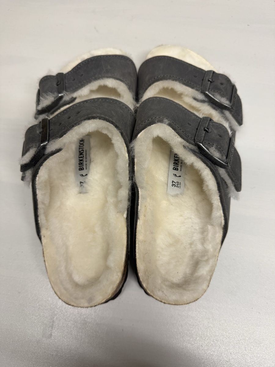 Birkenstock Scarpe da donna: Birkenstock Arizona fourrées, taille 37 – Nuovo (secondo la descrizione) da Brügg BE venduto da Goob 3