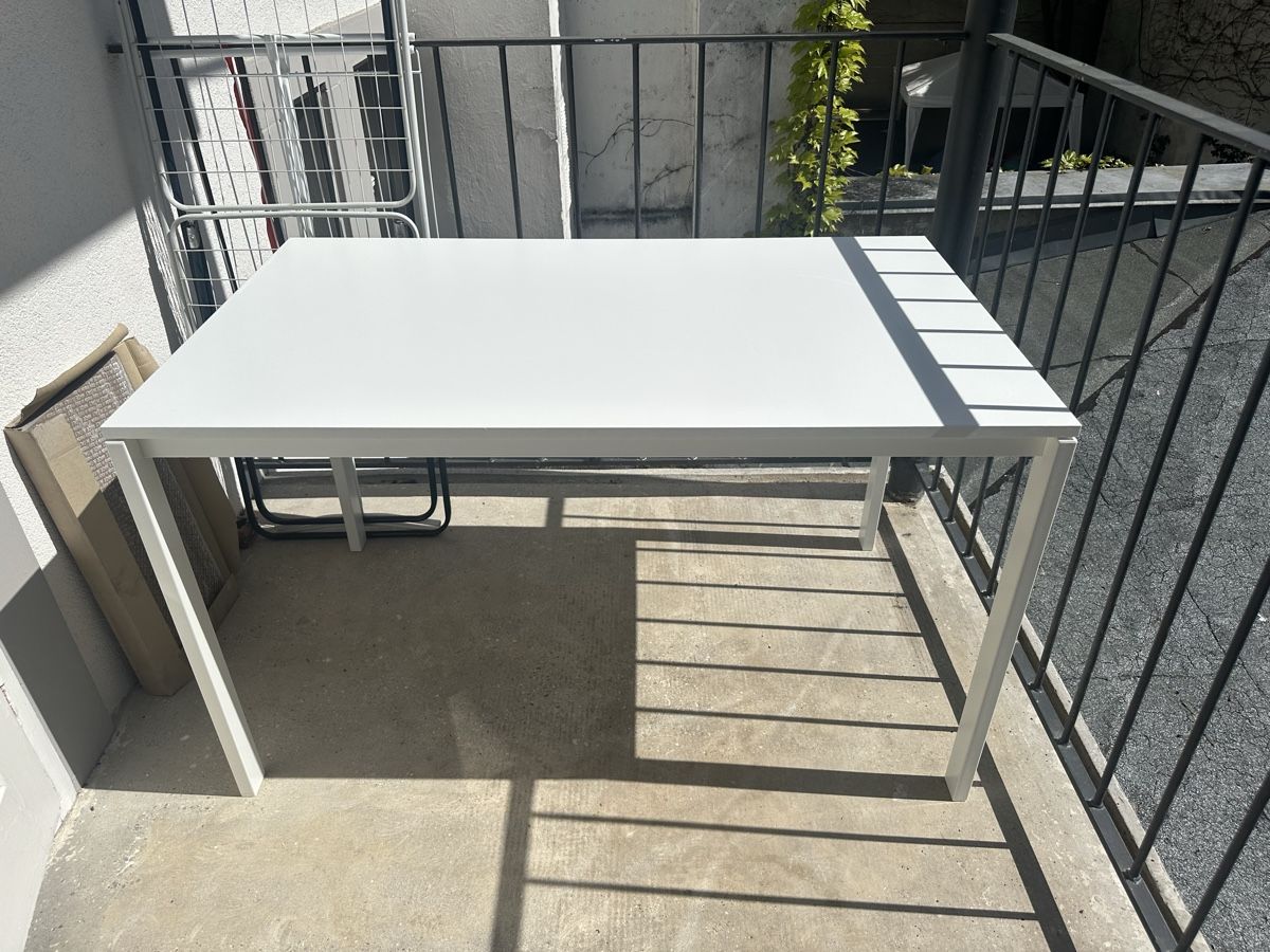 Ikea Tavoli: Ikea Tisch – Usato da Basel venduto da stephanie50