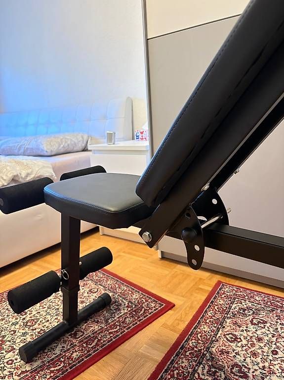 TecTake Hometrainer: BANC DE MUSCULATION TECTAKE AVEC POIDS – Usato da Peseux venduto da leo_jl6k 3