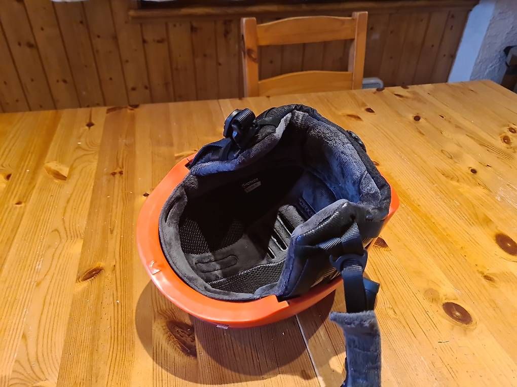 Helme: Casque de ski enfant (51-55cm) – Gebraucht aus Châtel-St-Denis von max_fri 3