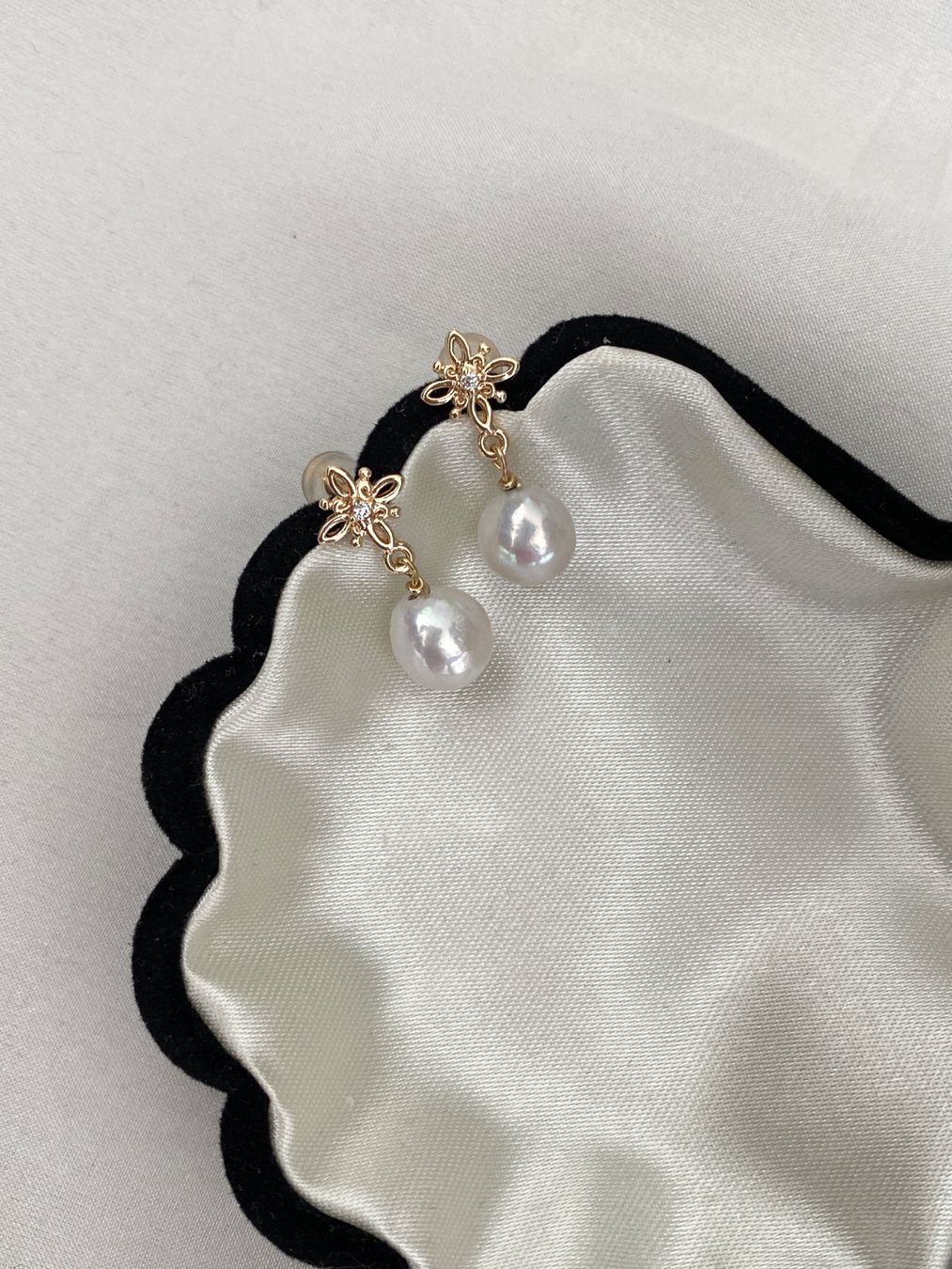 Boucles d'oreille: Süsswasserperlen Ohrstecker echte – Neuf avec emballage d'origine à Sarnen par yingsperlen