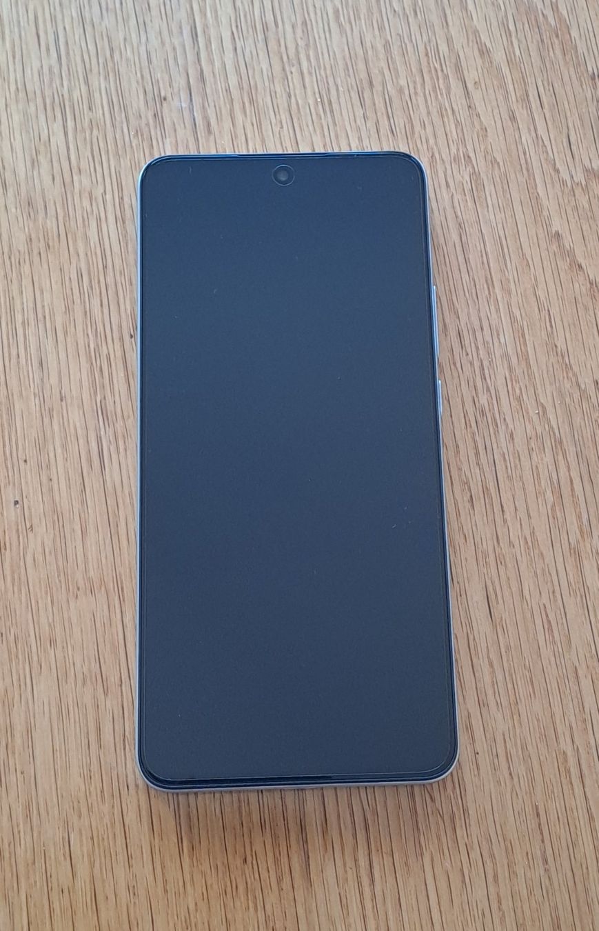 OnePlus Telefoni cellulari / Smartphones: OnePlus Nord CE5 128GB – Nuovo e nell'imballaggio originale da Corsier-sur-Vevey venduto da cas_8prd