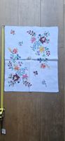Tischdecke mit Stickerei Blumenmuster 52 x 43 cm