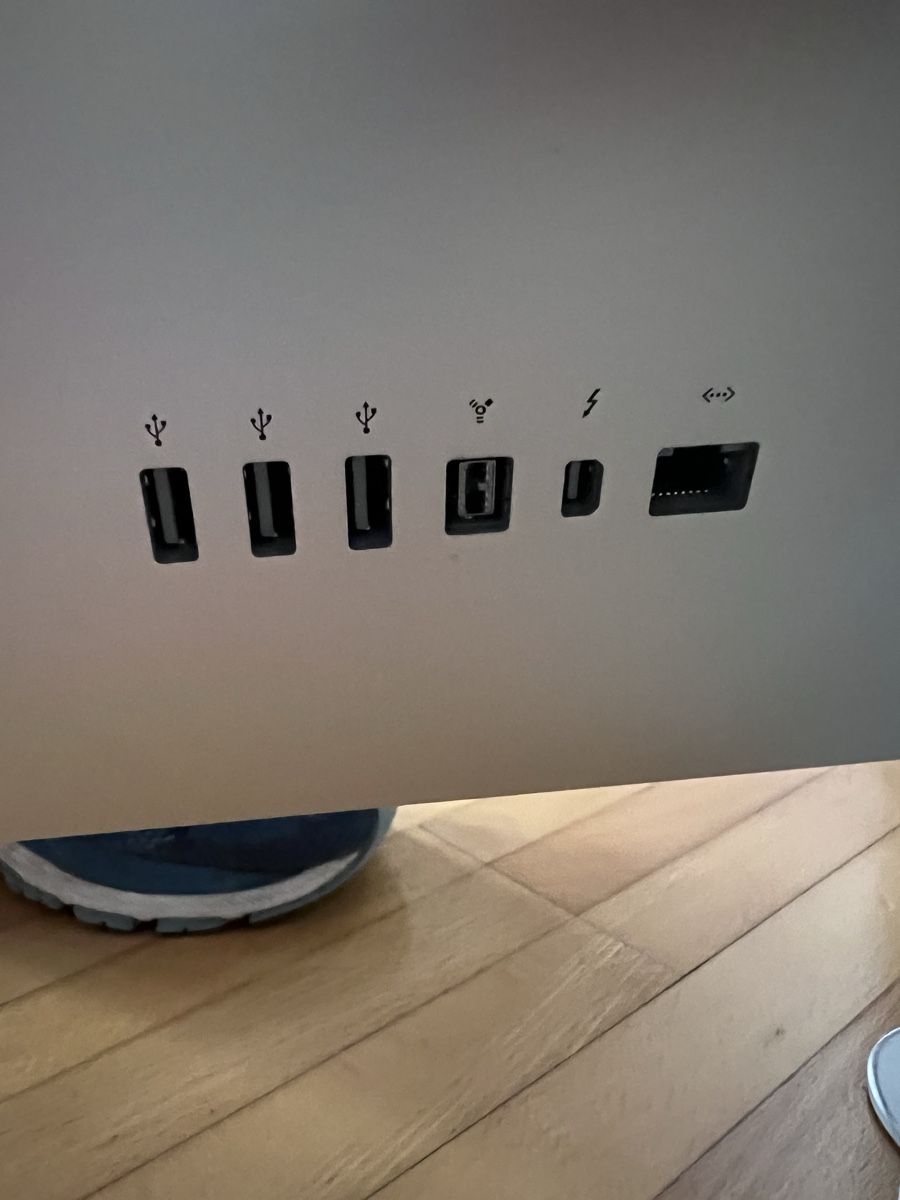 Apple Monitor: Display Apple Thunderbolt – Usato da Uerikon venduto da Rot 2