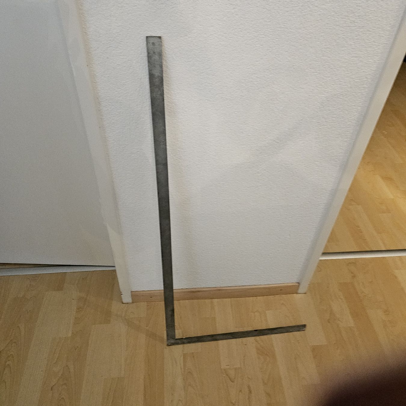 Établis: Winkel Eisen gr – D'occasion à wolfhalden par 46464646