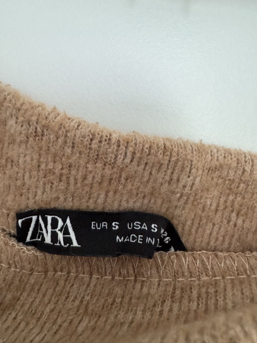 Zara Lotti di vestiti: Zara Strickset Pullover & Rock (S/M)  – Usato da Triesen venduto da antonellaaa_ 7
