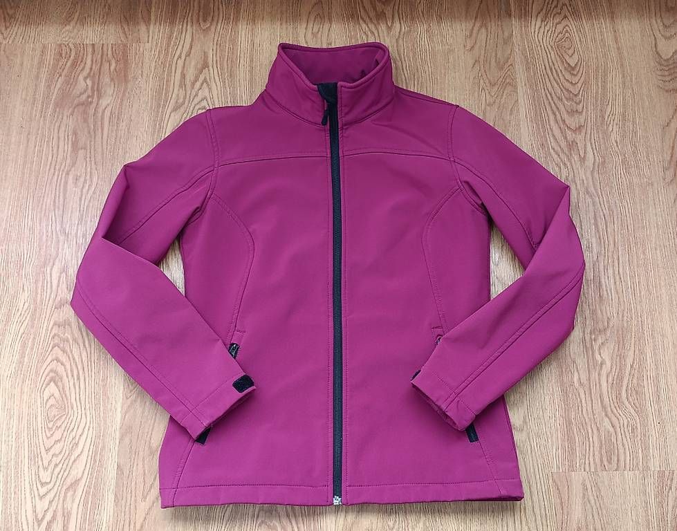 Giacche: Gut erhaltene Softshell-Jacke Gr. M – Usato da Stans venduto da Shidochir
