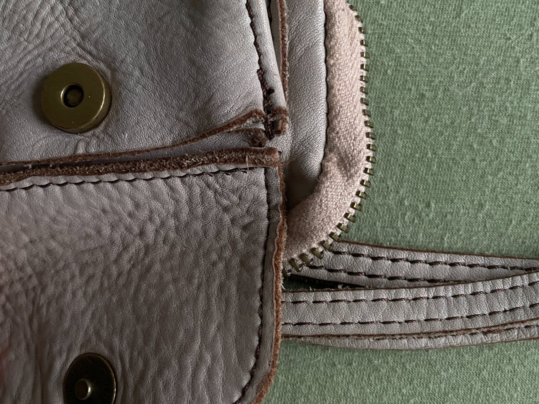 Sacs: Kleine Ledertasche Beige. – D'occasion à Bern par 50percent 3
