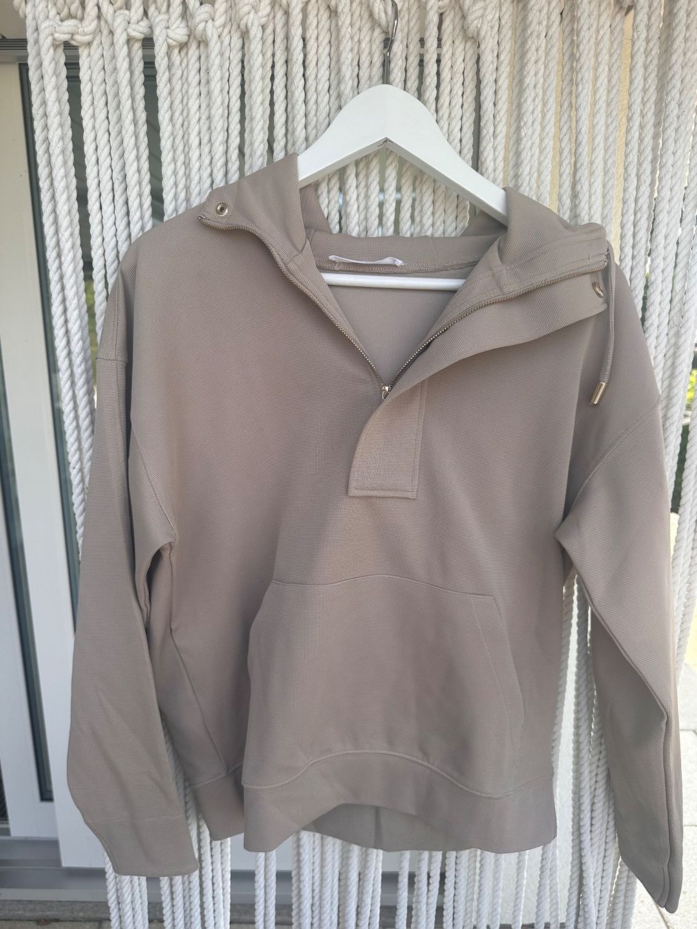 Mango Pulls & Sweat-shirts: Mango Feinstrick-Pulli, Gr S – D'occasion à Volketswil par iac_yf9h