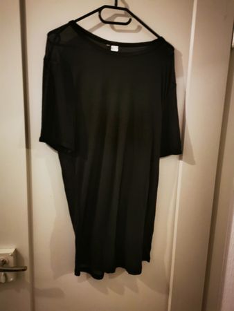 Schwarzes, transparentes Sommer-T-Shirt, Grösse M