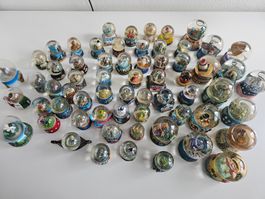 63 Städte Schneekugel aus aller Welt