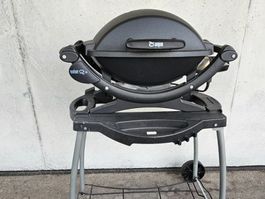 Grill Elektrogrill Weber Q140 (mit Rollwagen + Abdeckung)