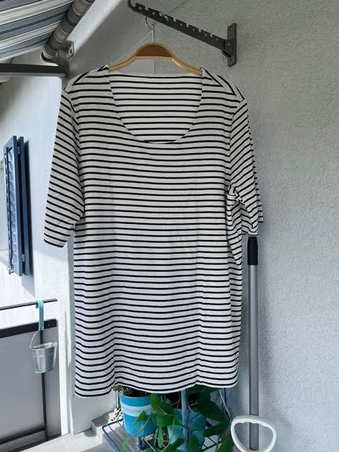 T-shirt: 4 super Damen-Shirts XL, teils Ringelshirts – Usato da Winterthur venduto da amozart 4