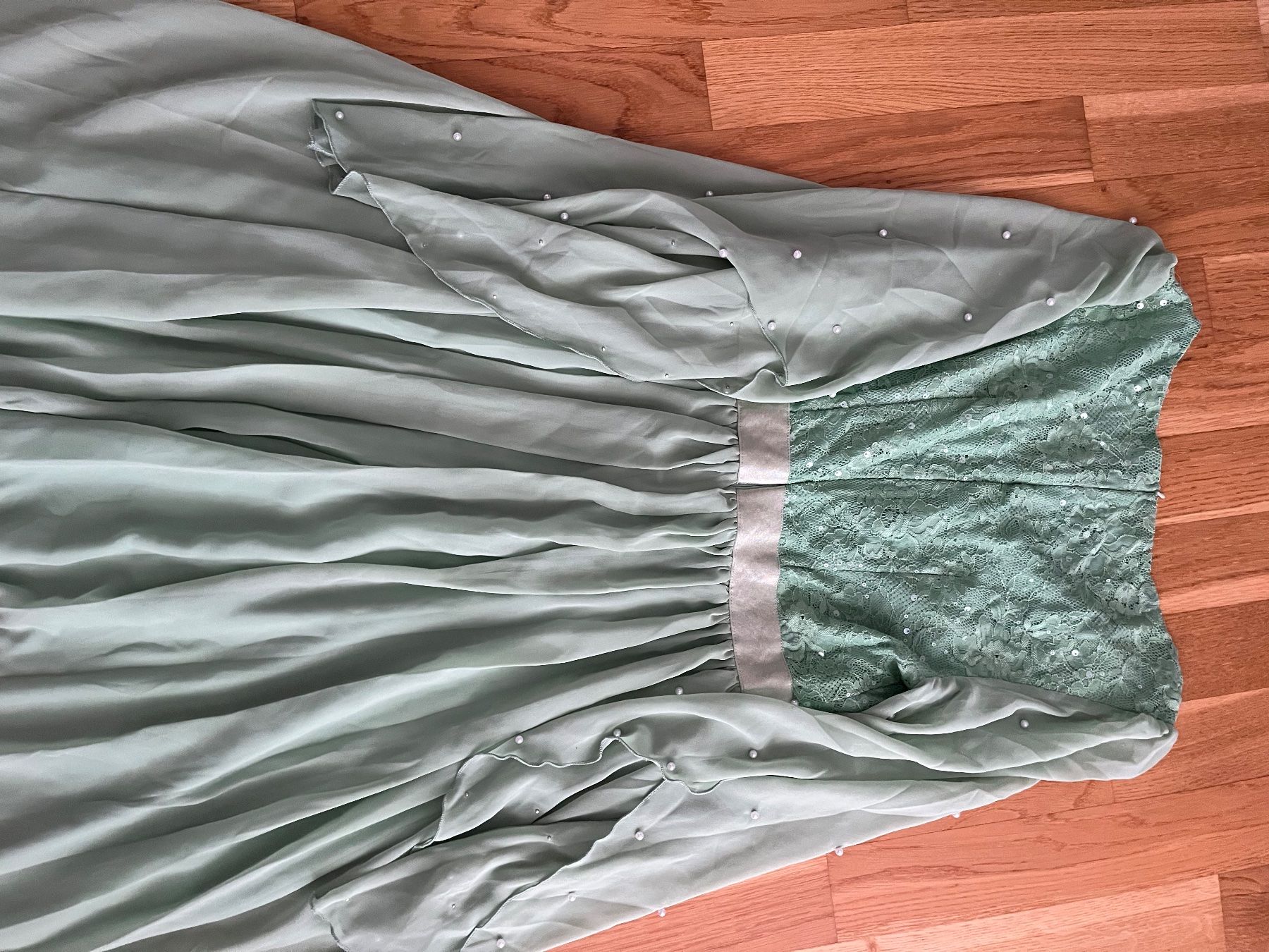 Kleider: Langes Kleid mintgrün mit Spitze – Neu (gemäss Beschreibung) aus Sursee von hor_gwb5 2