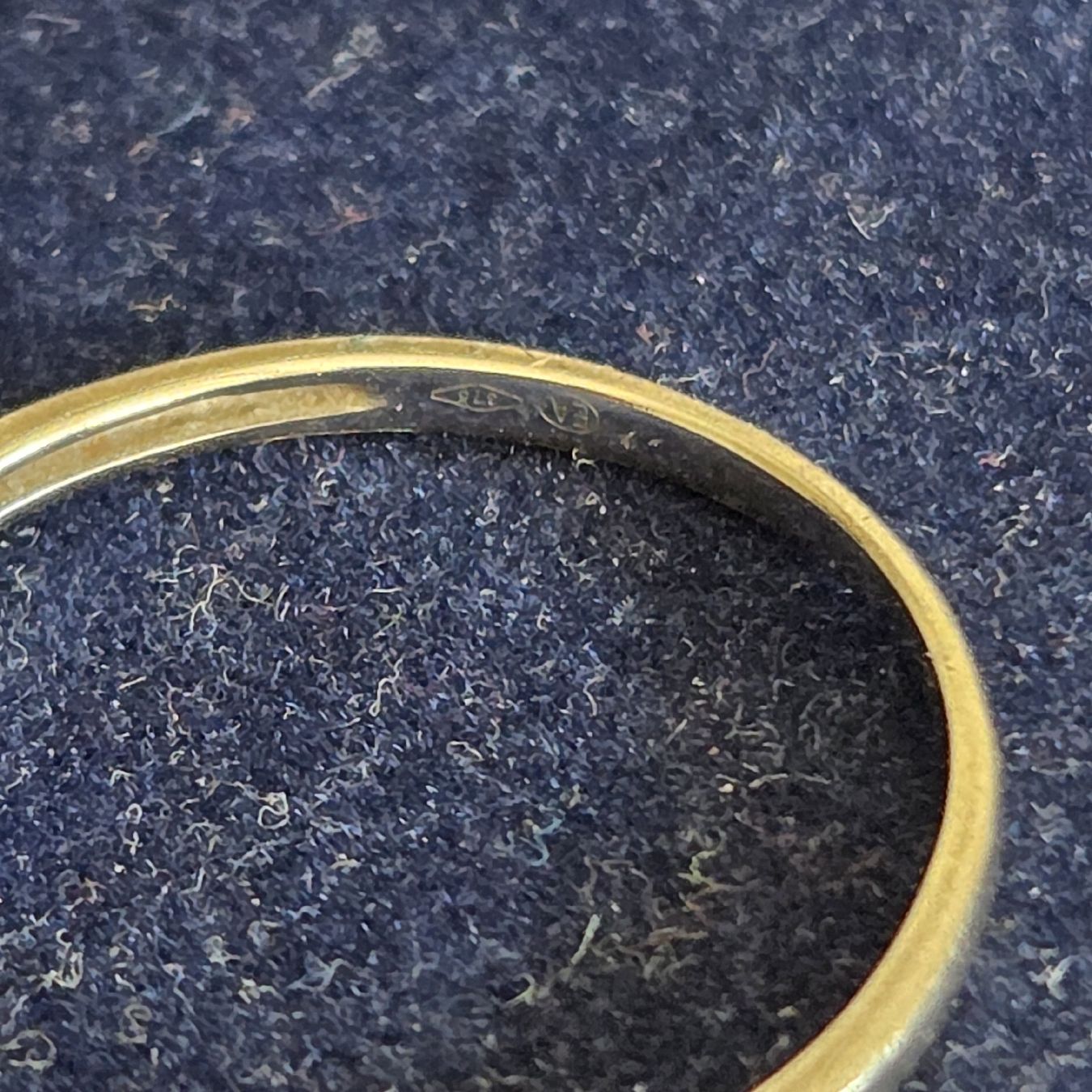 Bagues: Goldring mit Stein – D'occasion à Stans par Ducati16 2