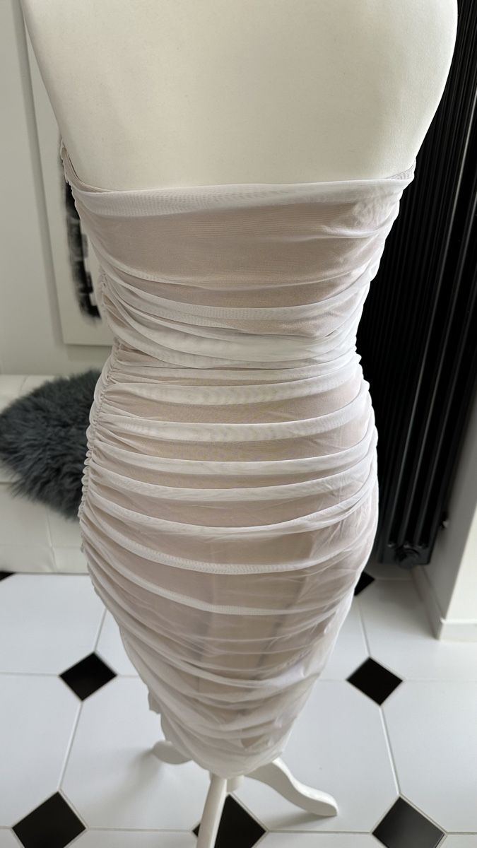 Vestiti: Kleid Norma Kamali weiss – Nuovo (secondo la descrizione) da Neftenbach venduto da panam4 7