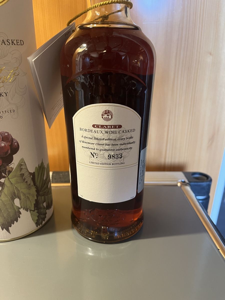 Bowmore Spirituosen: BOWMORE Single Malt Scotch Whisky – Neu und originalverpackt aus Neerach von fuz_8d7l 4