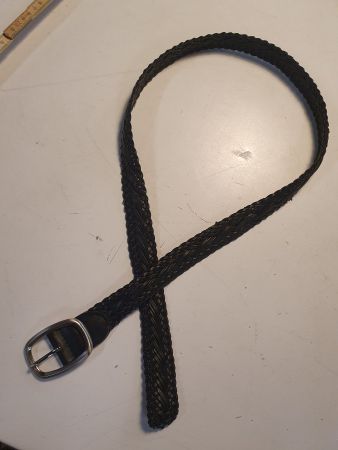 Leedergürtel schwarz geflochten 114 cm