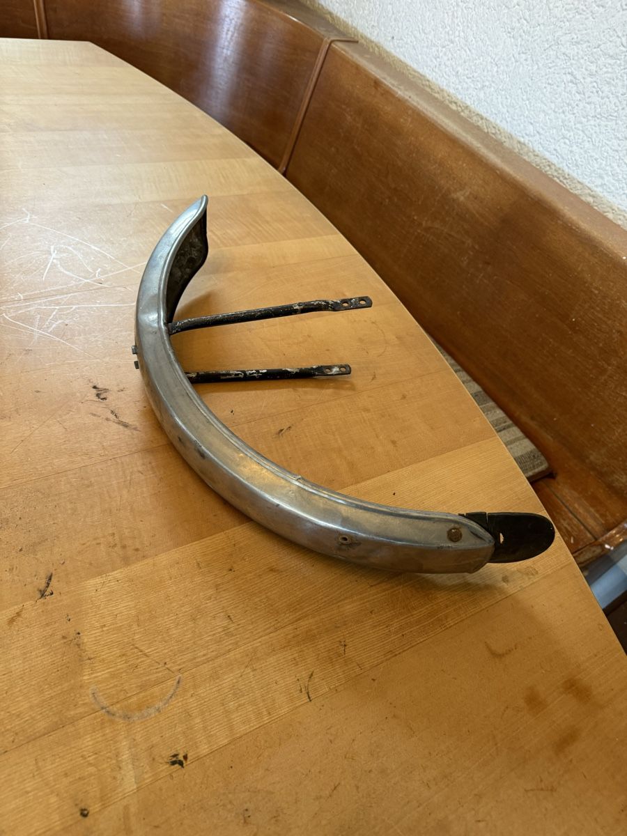 Pièces pour mobylette: Mofa Schutzblech – D'occasion à Dübendorf par Sachs621