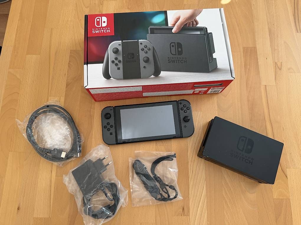 Nintendo Konsolen: Nintendo Switch 1 mit Original-Verpackung OVP – Gebraucht aus Niederlenz von kerpedos 1