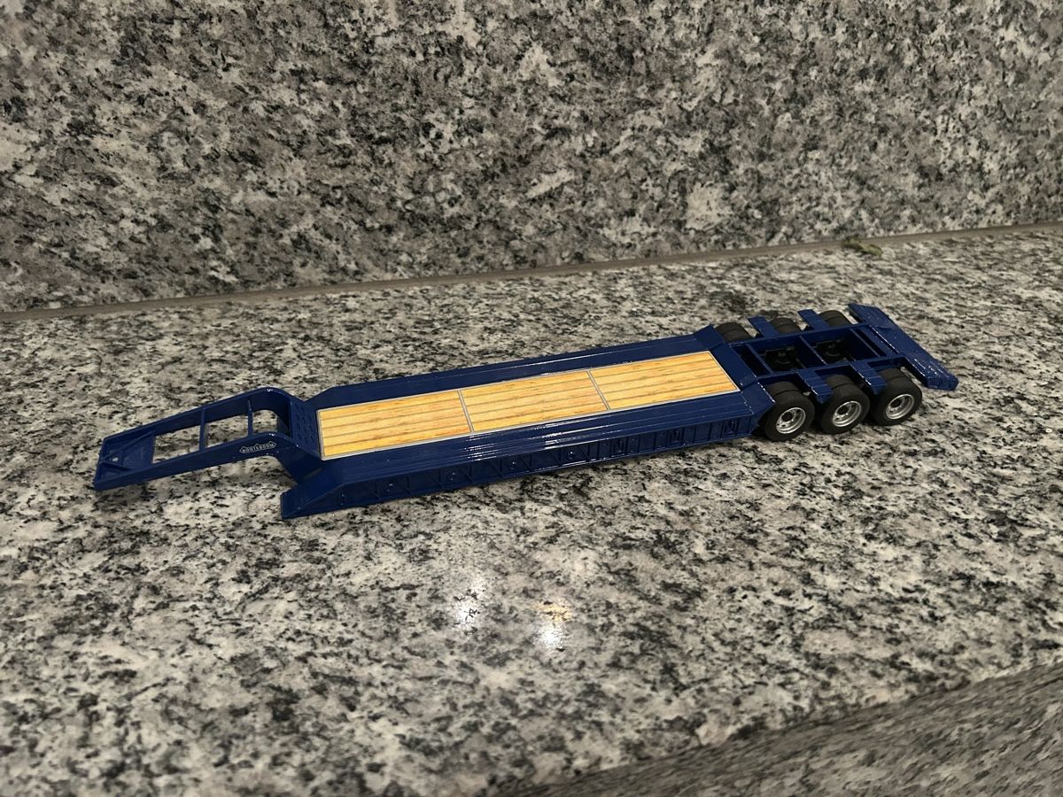 Modellbausätze & Standmodelle: Nooteboom Tiefbett, 1:50 – Gebraucht aus Horw von Tigercat635