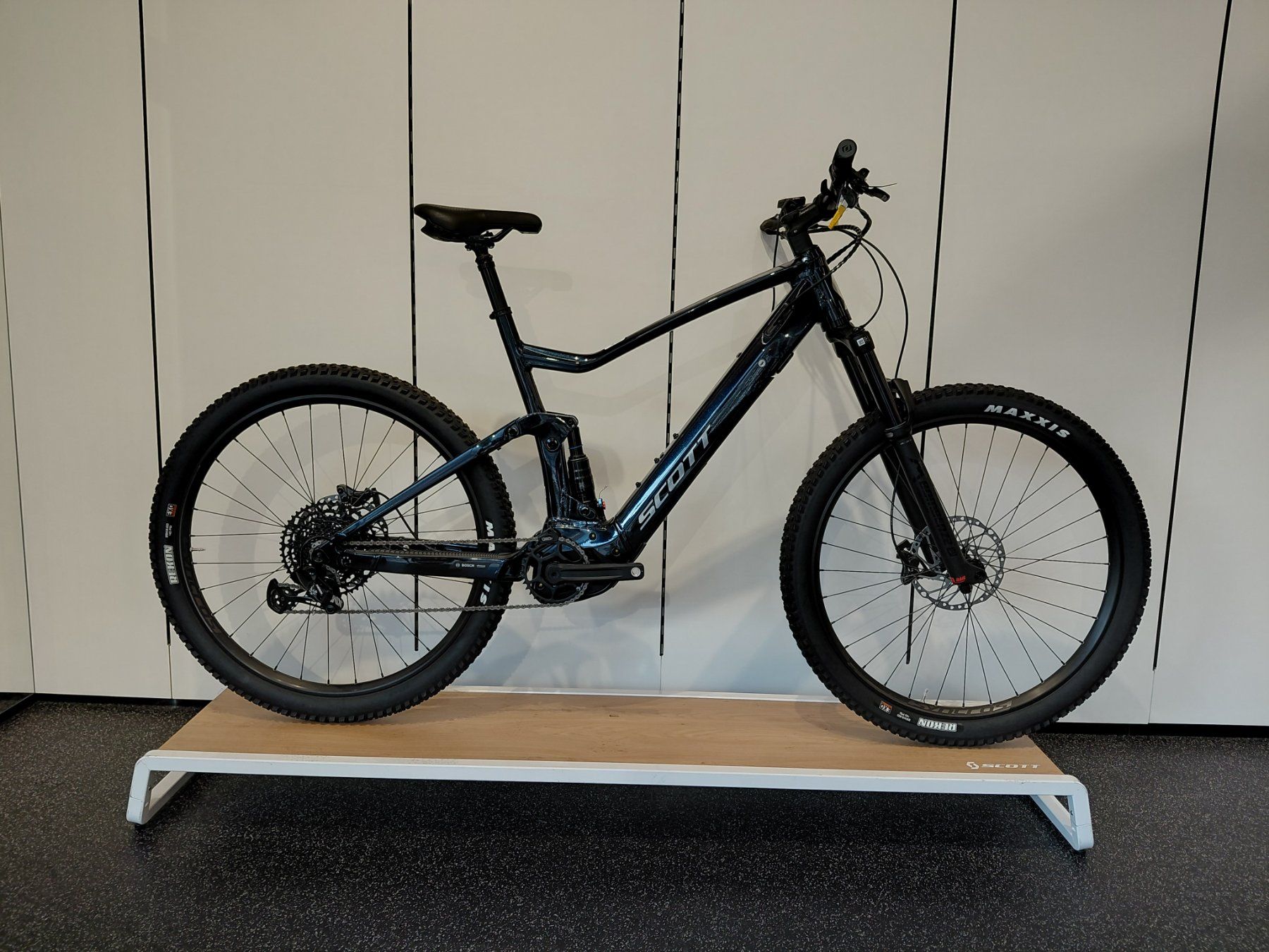 Scott Vélos: Scott Strike eRide 930 Modell 2023 – Neuf avec emballage d'origine à Klosters par mie_9vjk