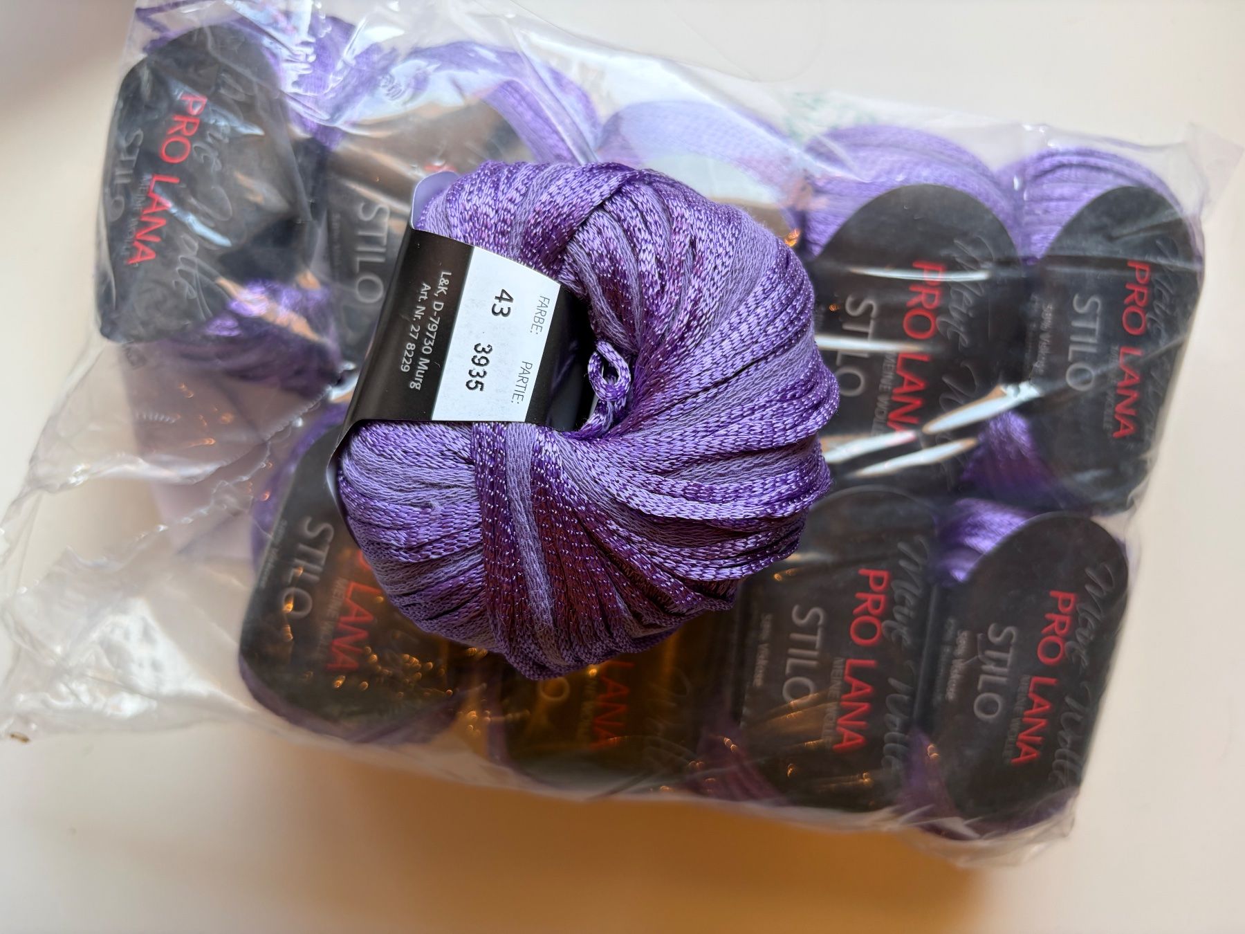 Pro Lana Lana: 10Knäuel Stilo Pro Lana – Nuovo e nell'imballaggio originale da Büsserach venduto da bor_s88m 1