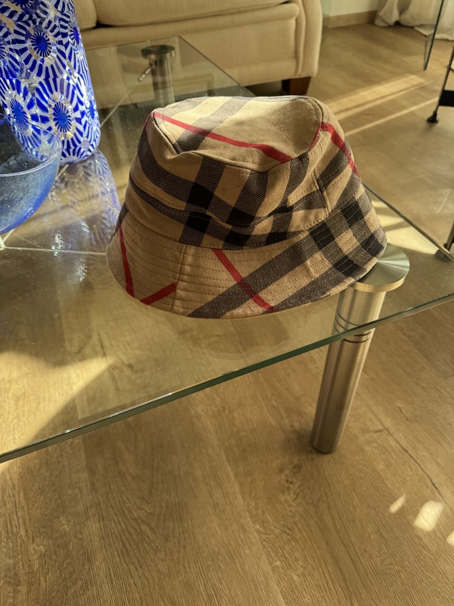 Copricapi, berretti & cappellini: Bucket Hat, beige, Karomuster, Sommer – Usato da Uster venduto da Dalekvia 1