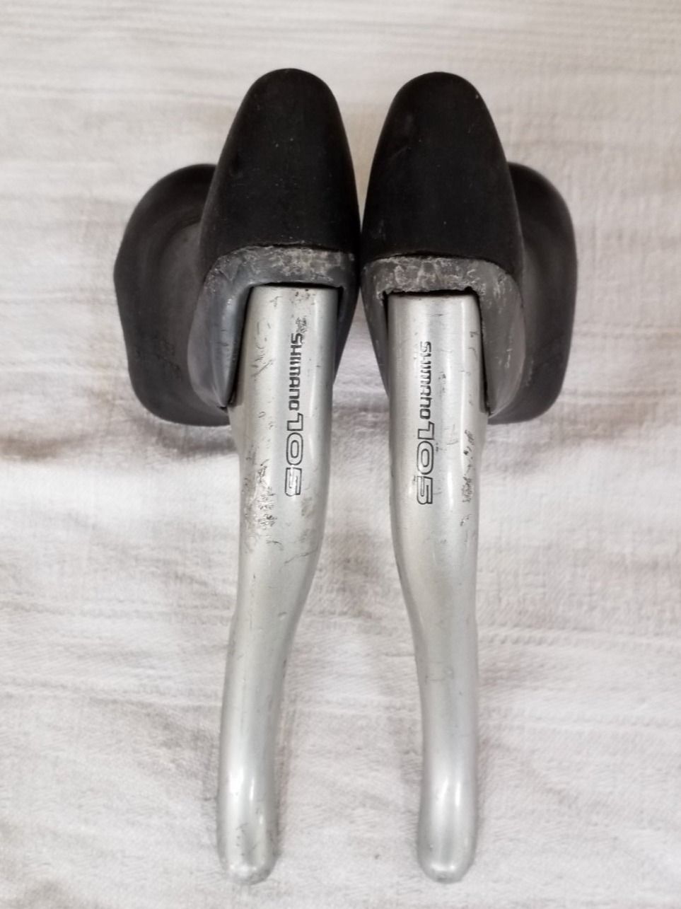 Shimano Pezzi di ricambio: Shimano 105 BL-1055 Bremshebel Set – Usato da Hinwil venduto da Ruha2